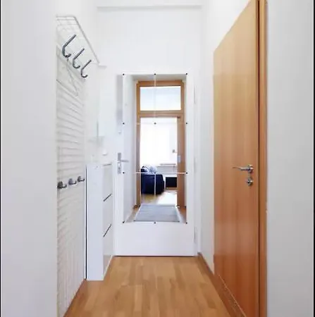 Bright & Spacious Appt In The Centre Apartamento *
